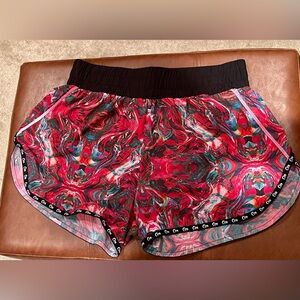 Zyia Multicolored Swirl Pattern Women’s Shorts